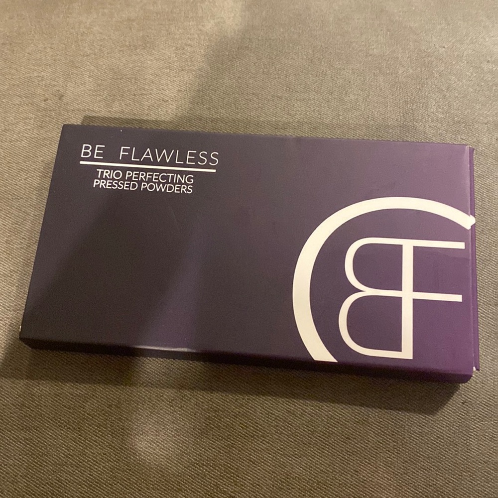 Be flawless trio perfecting pressed powders in the color dark